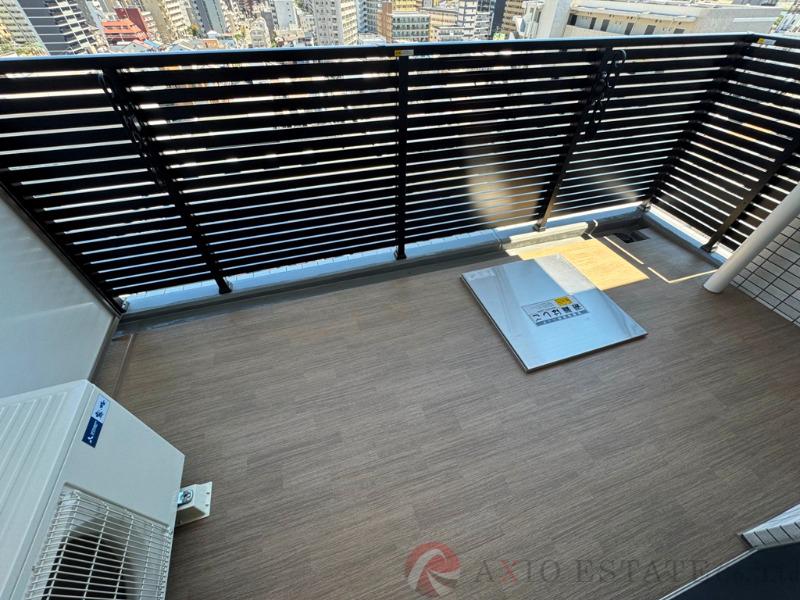 23/30 バルコニー