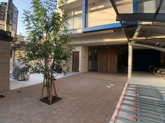 7/11 エントランス