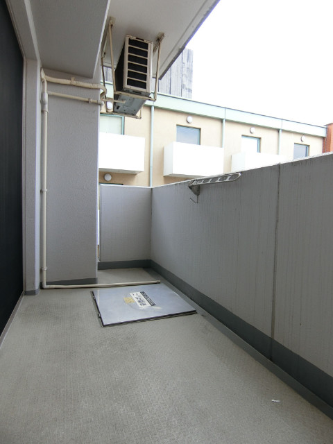 19/30 バルコニー