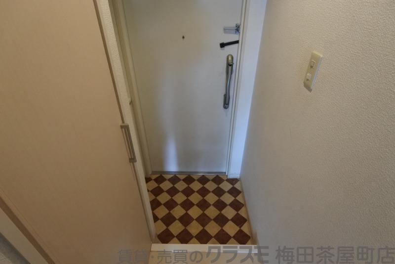 17/30 玄関