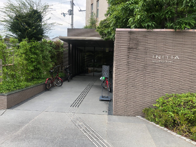 5/6 エントランス