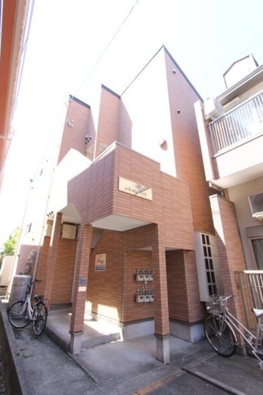 14/20 エントランス