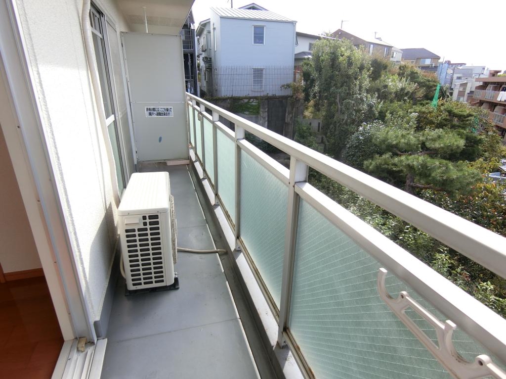 19/30 バルコニー