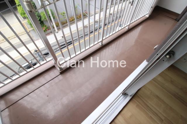 19/30 バルコニー