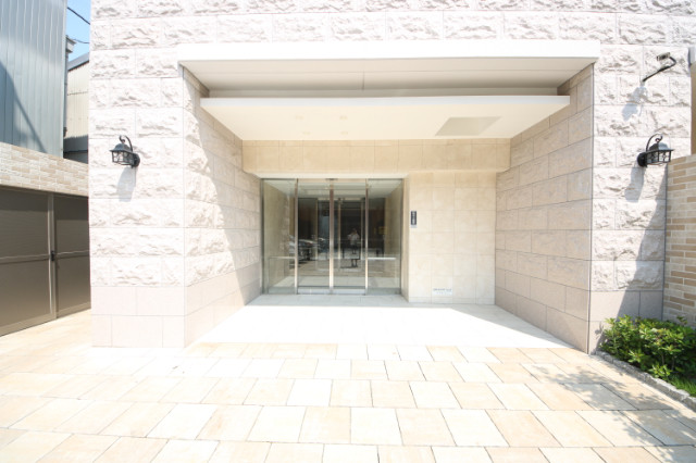 29/30 エントランス