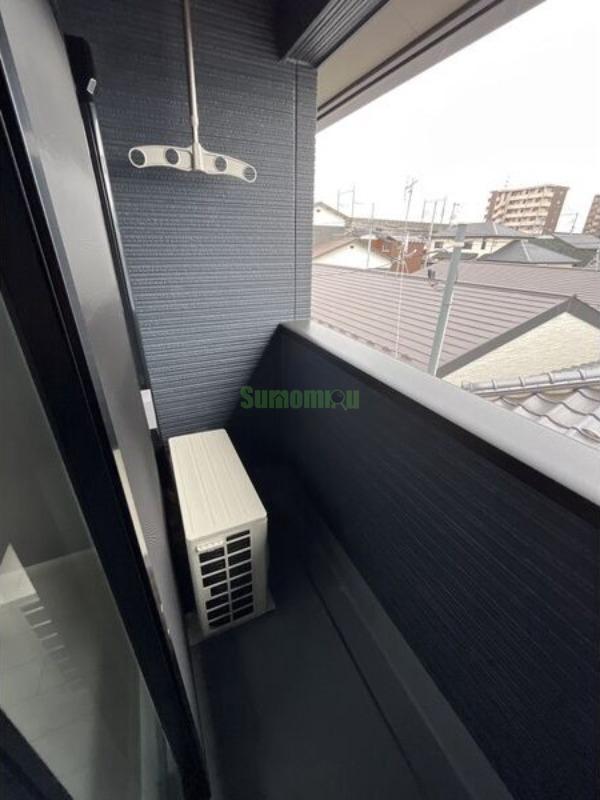 13/23 バルコニー
