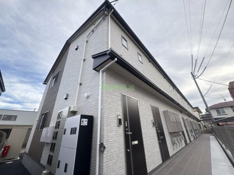 18/26 エントランス