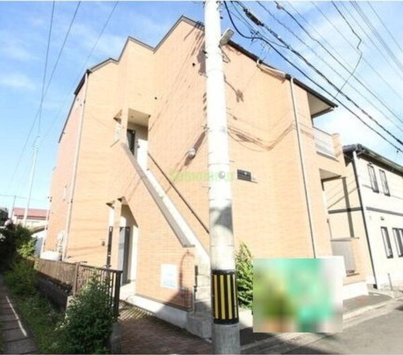 13/19 エントランス