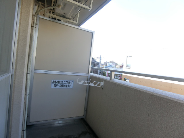 19/30 バルコニー