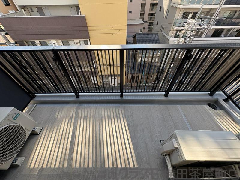 21/30 バルコニー