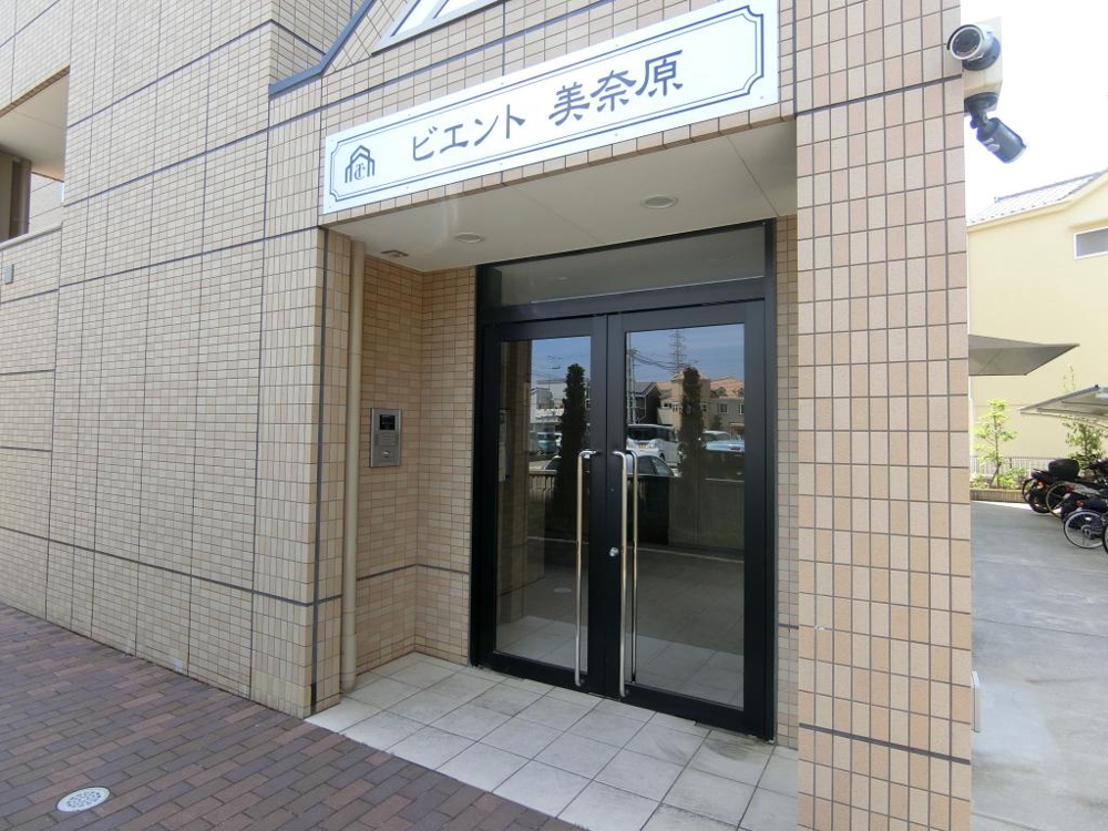 29/30 エントランス