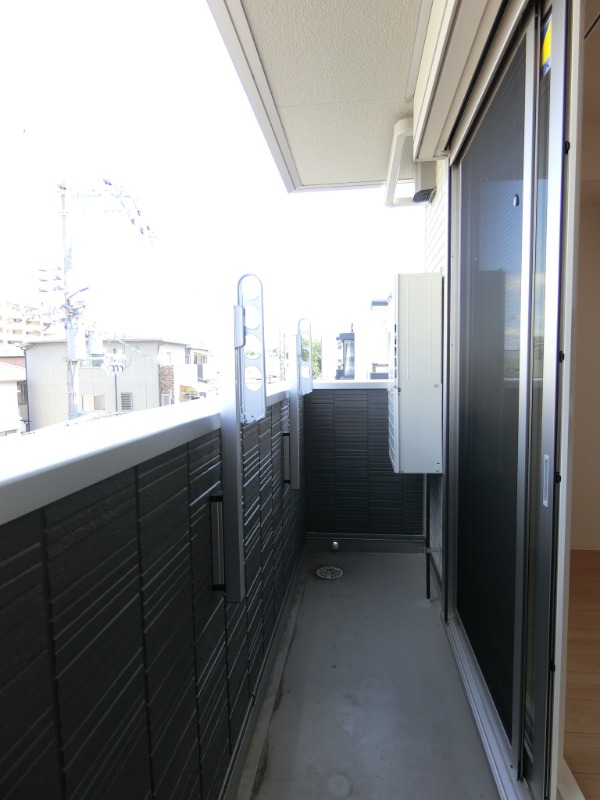 25/30 バルコニー