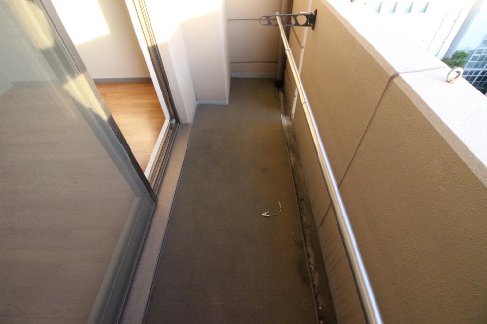 25/30 バルコニー