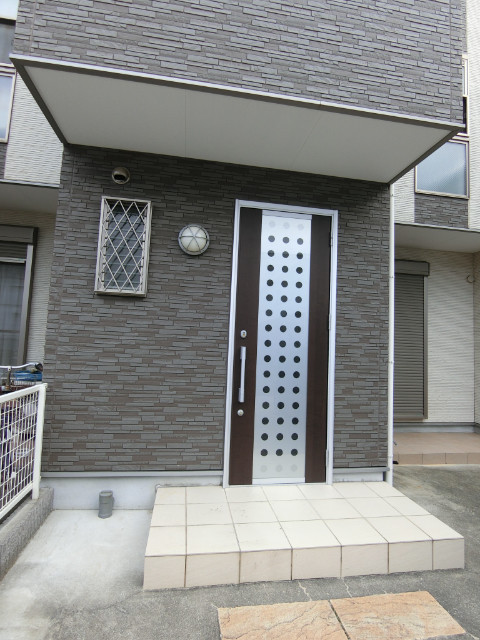 25/30 エントランス