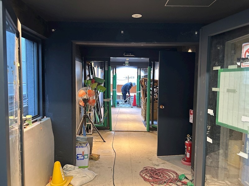 17/18 エントランス