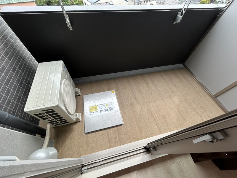 15/27 バルコニー