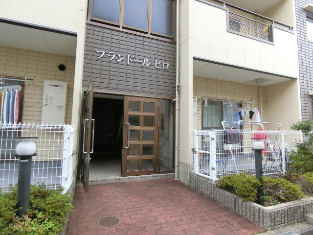 3/7 エントランス