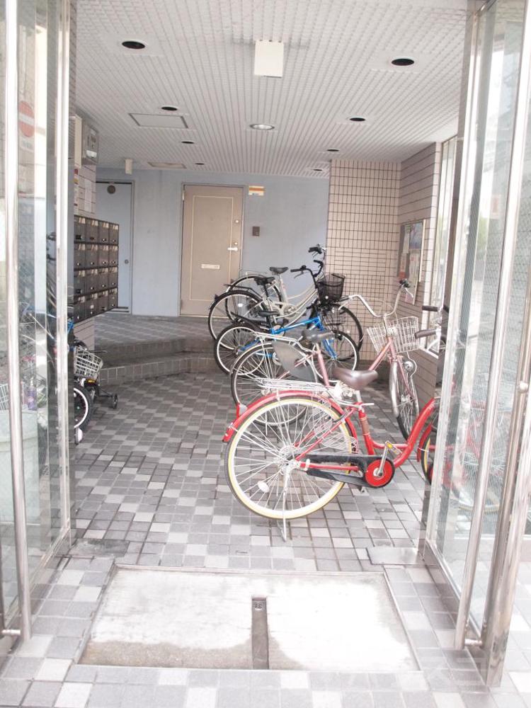 3/6 エントランス