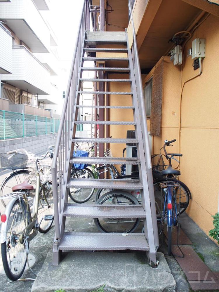 21/24 エントランス