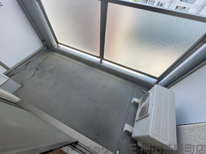 23/30 バルコニー