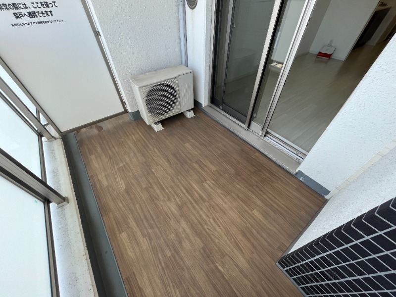 21/30 バルコニー