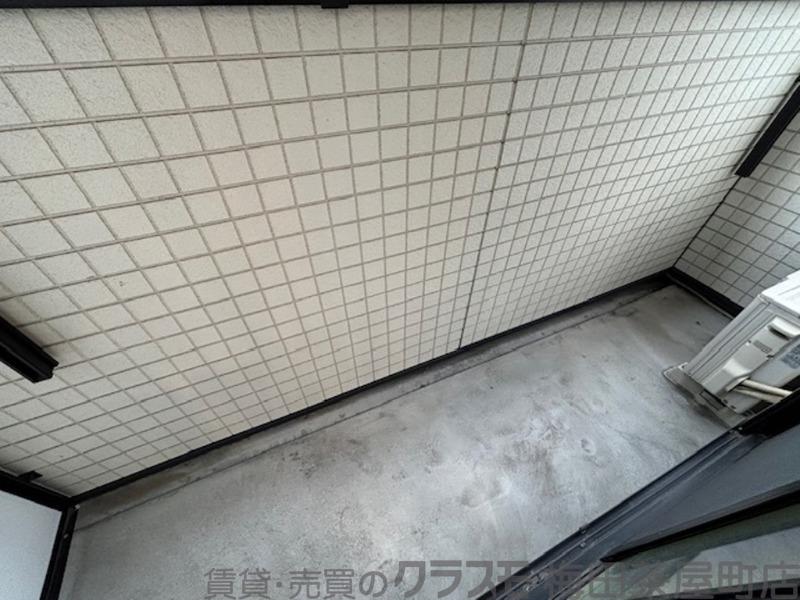 23/30 バルコニー