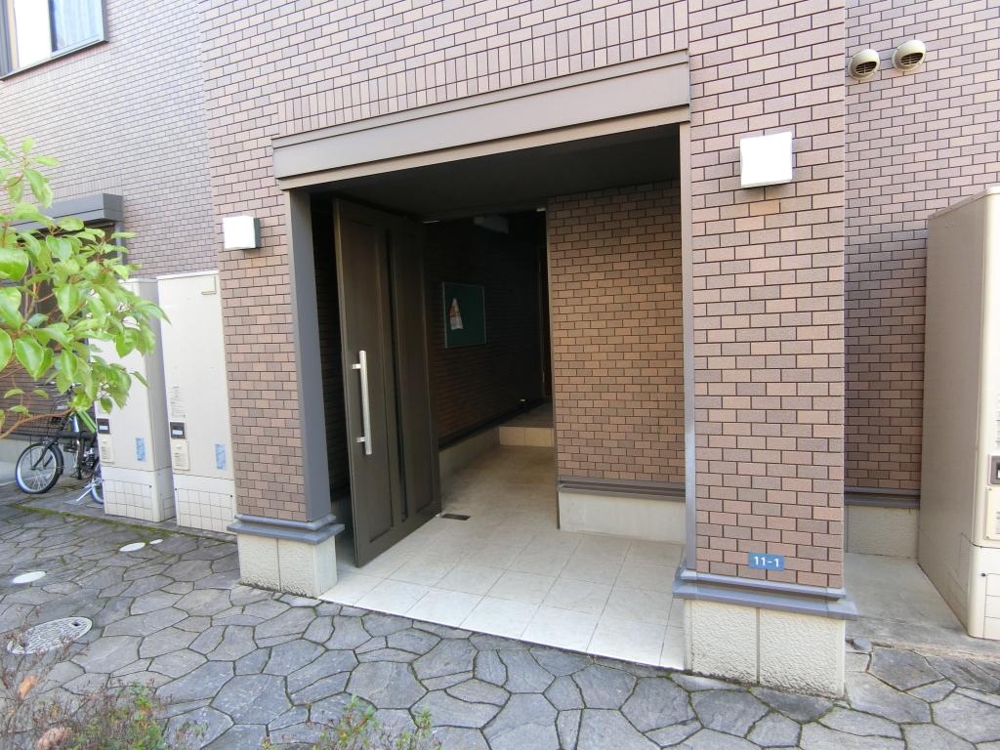 3/5 エントランス