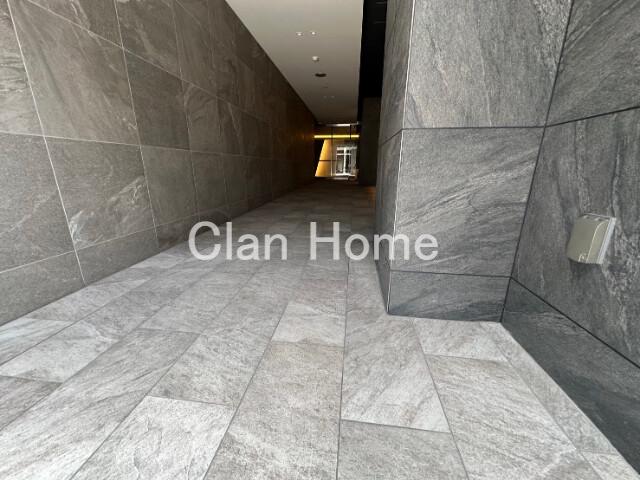 19/25 エントランス