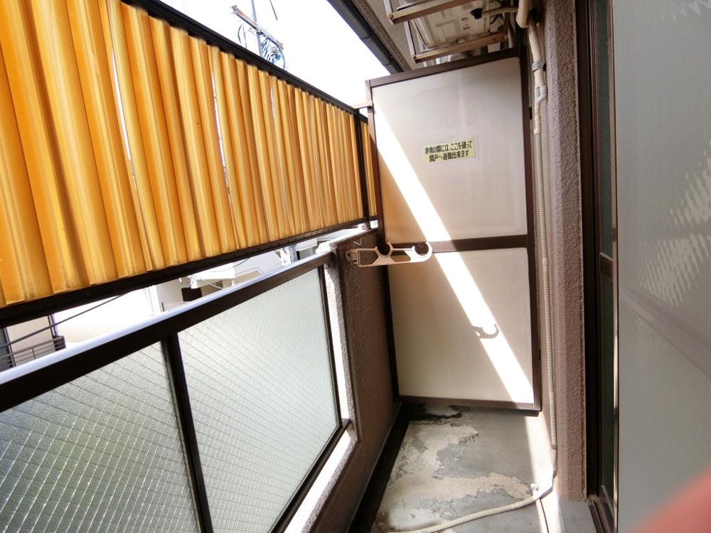 19/30 バルコニー