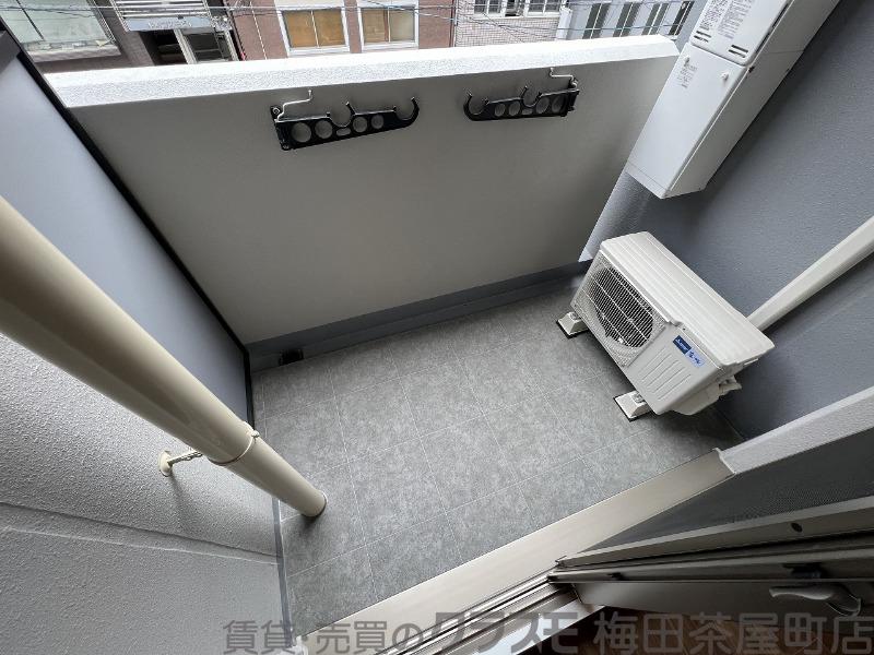 21/30 バルコニー