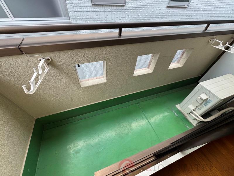 21/30 バルコニー