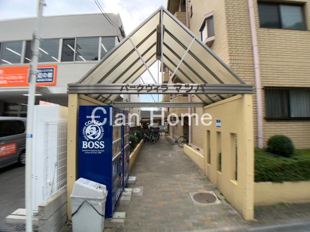 2/2 エントランス