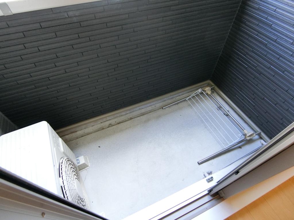 21/30 バルコニー