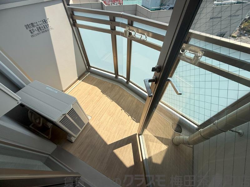 23/30 バルコニー