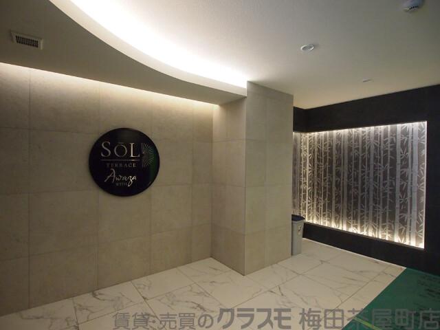 25/30 エントランス