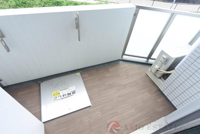 25/30 バルコニー