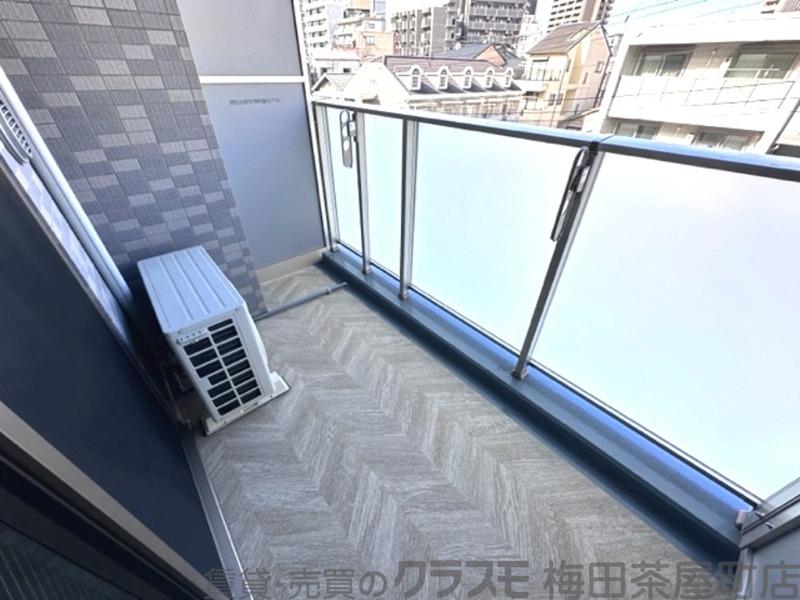 21/30 バルコニー