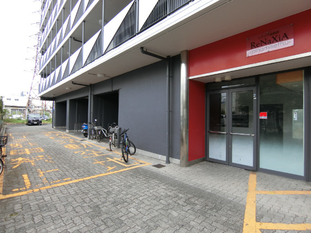 2/5 エントランス