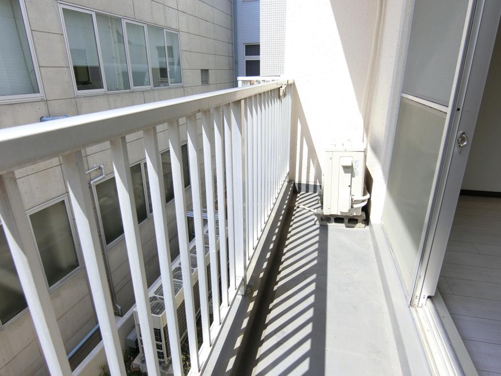 18/30 バルコニー