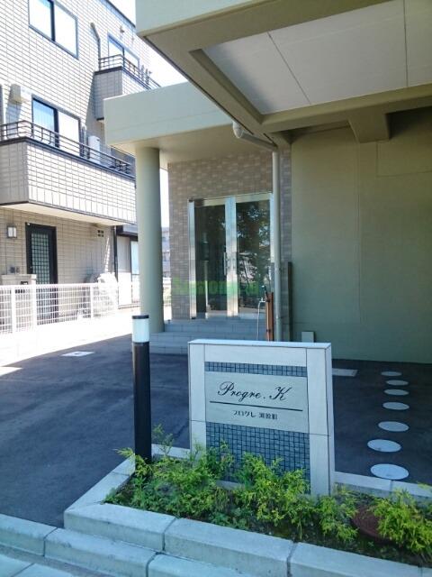 15/22 エントランス