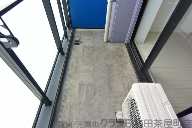 21/30 バルコニー