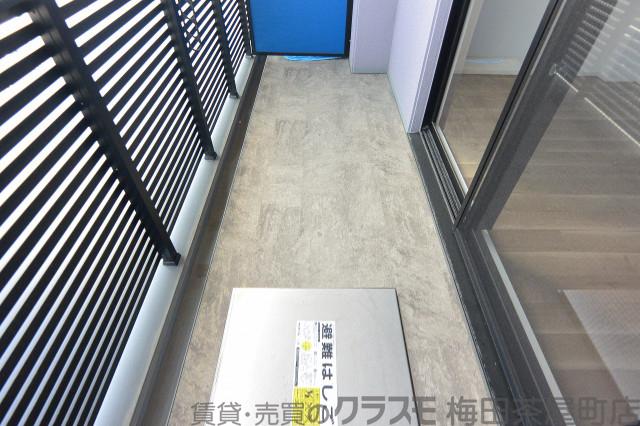 21/30 バルコニー