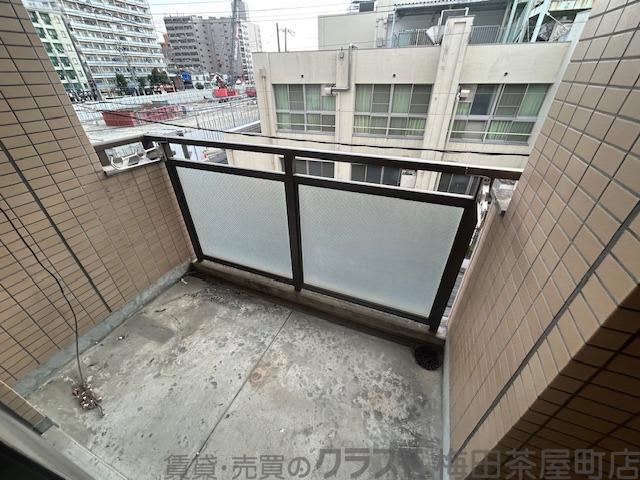 21/30 バルコニー