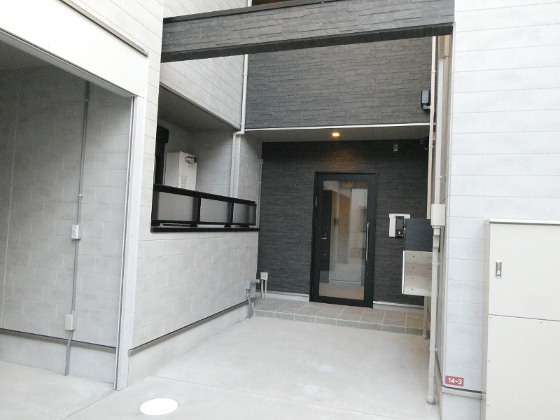 3/5 エントランス