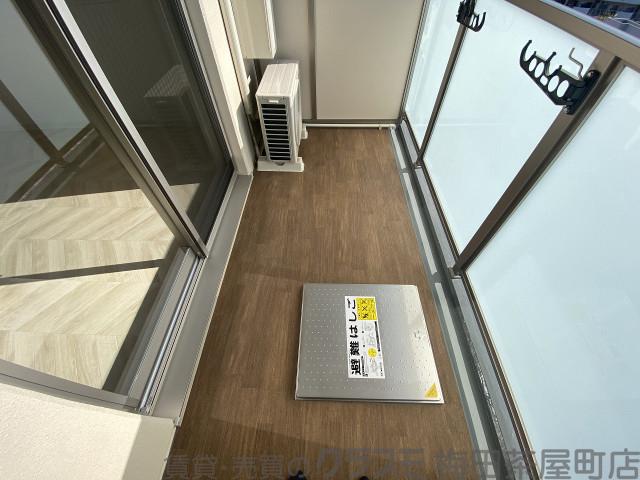 21/30 バルコニー