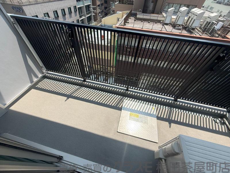 25/30 バルコニー