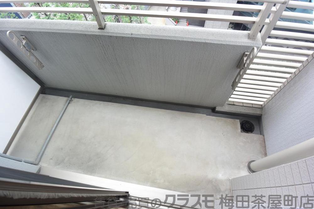 23/30 バルコニー