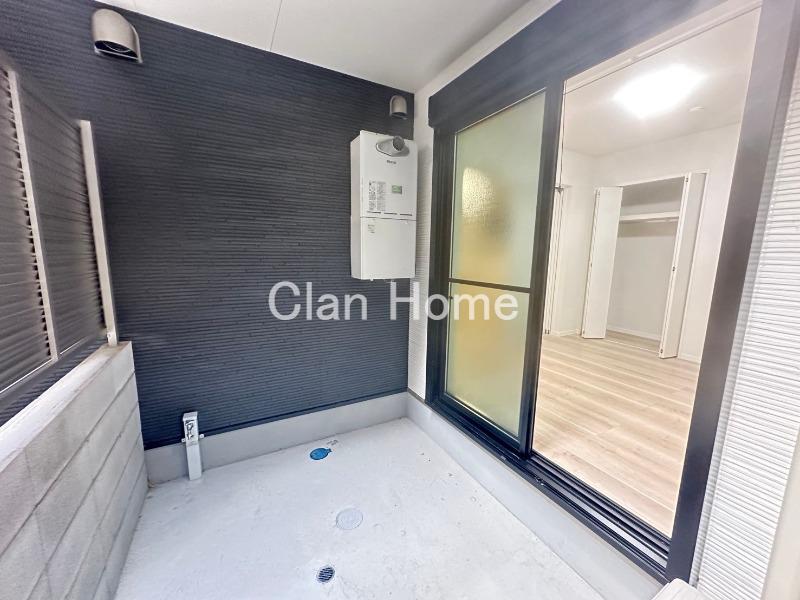 23/30 バルコニー