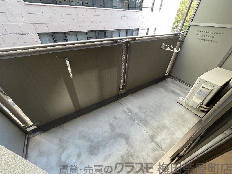 22/30 バルコニー