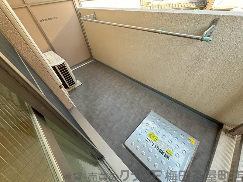 21/30 バルコニー